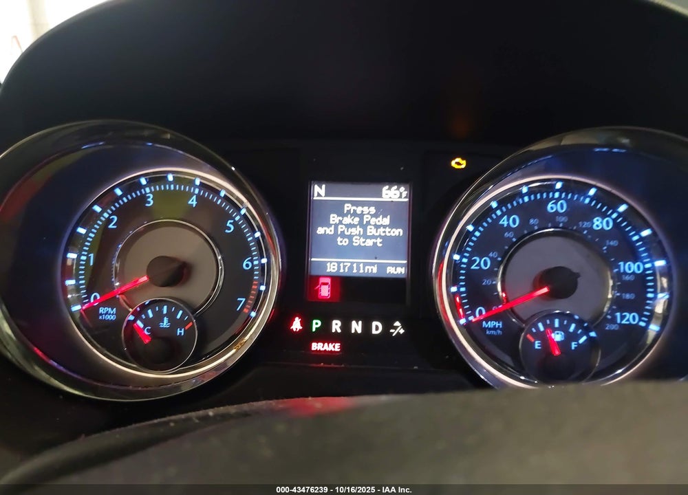 2013 CHRYSLER TOWN & COUNTRY VIN: 2C4RC1CG1DR801612