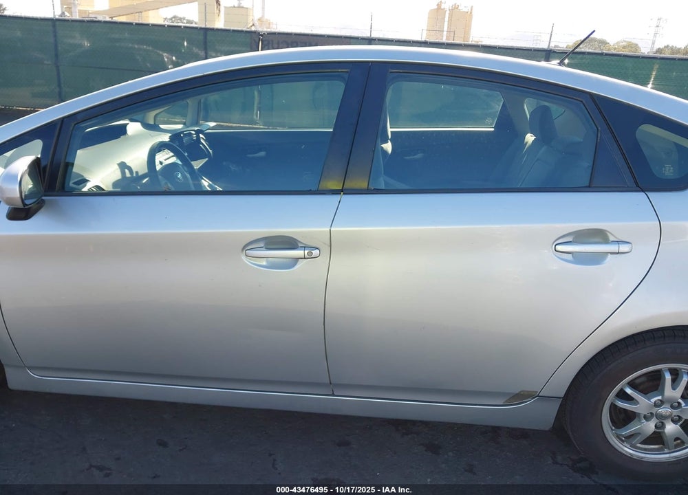 2010 TOYOTA PRIUS VIN: JTDKN3DUXA0225925