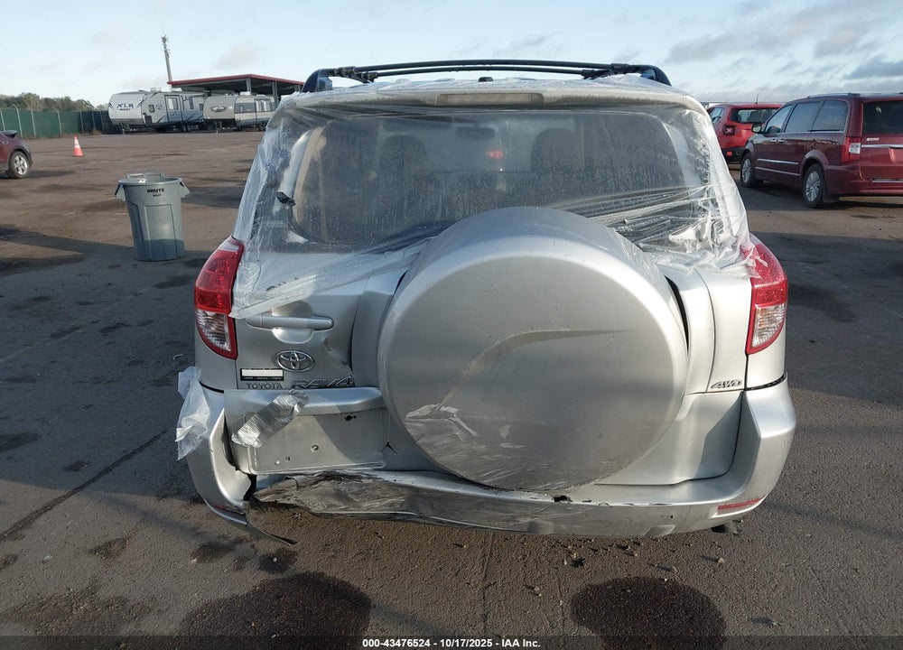 2006 TOYOTA RAV4 LIMITED VIN: JTMBD34V665042611