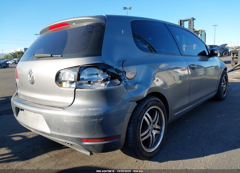 2010 VOLKSWAGEN GOLF 2-DOOR VIN: WVWAB7AJ7AW090597