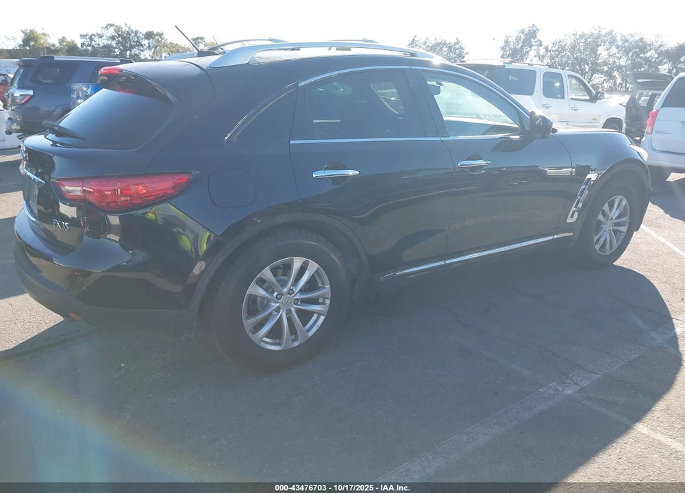 2011 INFINITI FX35 VIN: JN8AS1MW0BM730686