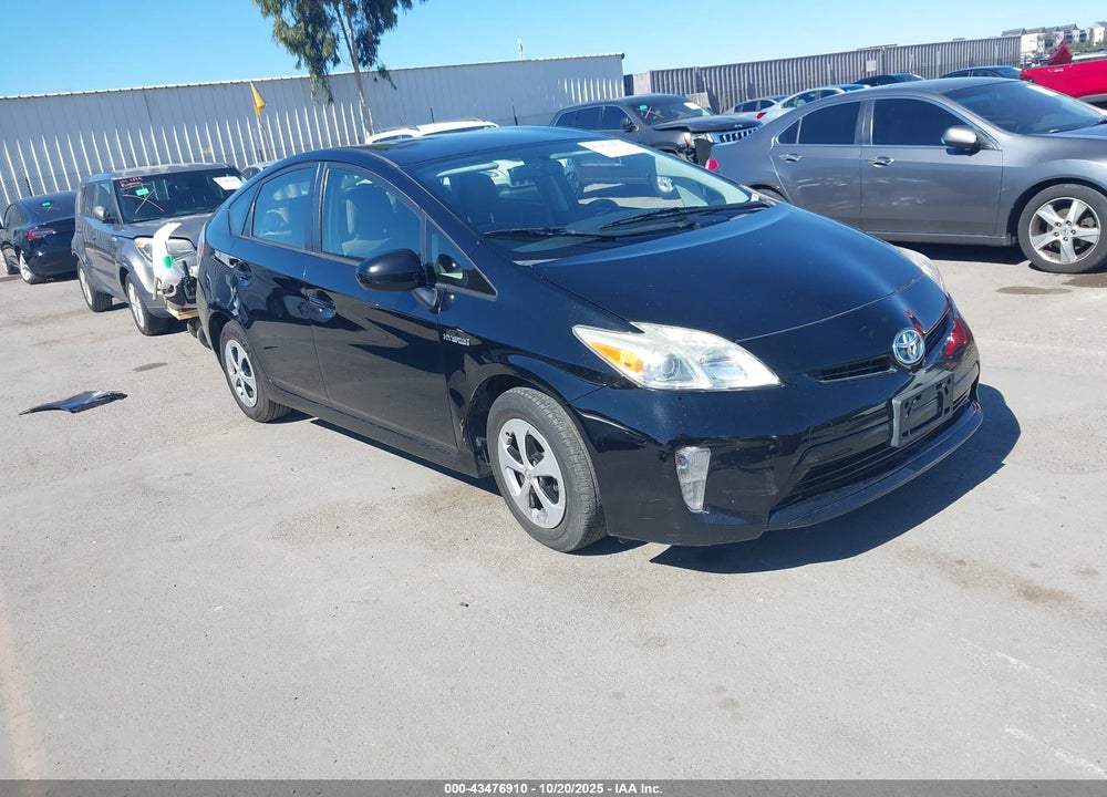 2015 TOYOTA PRIUS TWO VIN: JTDKN3DU5F1939981