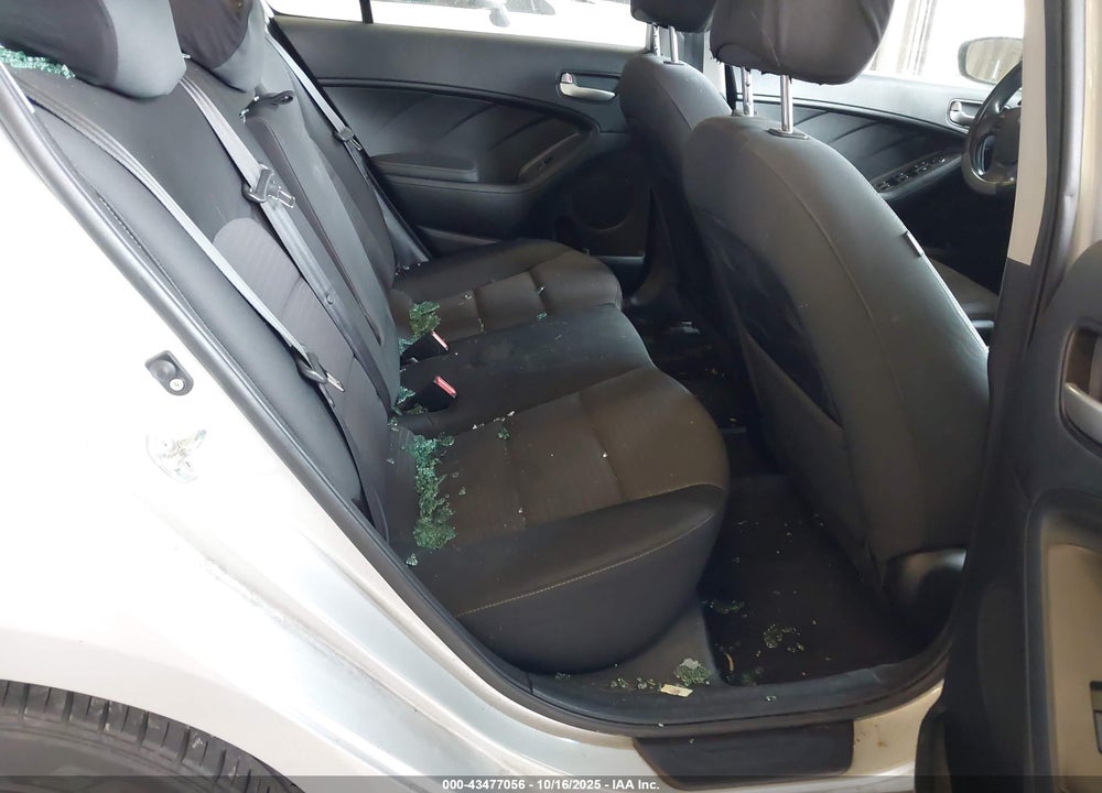 2018 KIA FORTE LX VIN: 3KPFL4A75JE201177