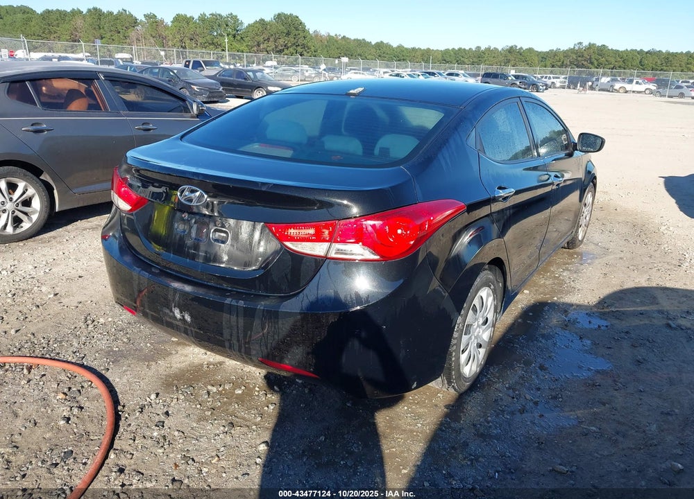 2011 HYUNDAI ELANTRA GLS VIN: 5NPDH4AE3BH020325