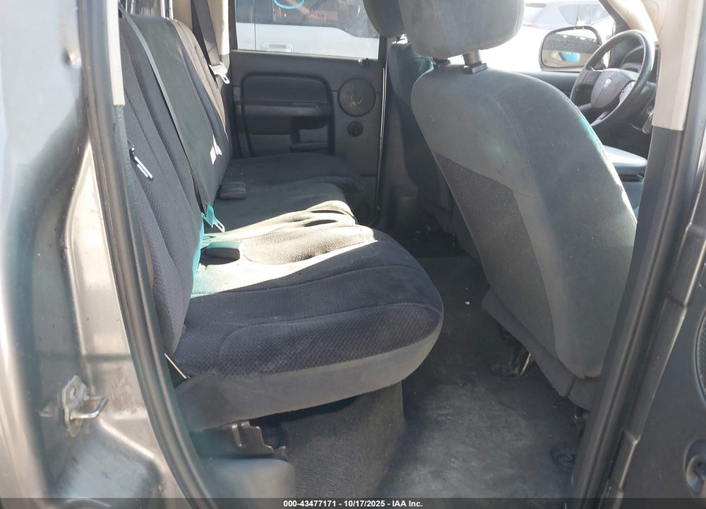 2005 DODGE RAM 1500 SLT/LARAMIE VIN: 1D7HA18N95J529492