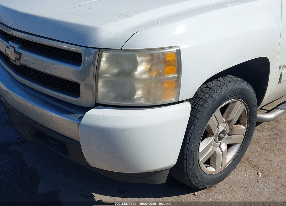 2008 CHEVROLET SILVERADO 1500 LT1 VIN: 3GCEC13JX8G136473