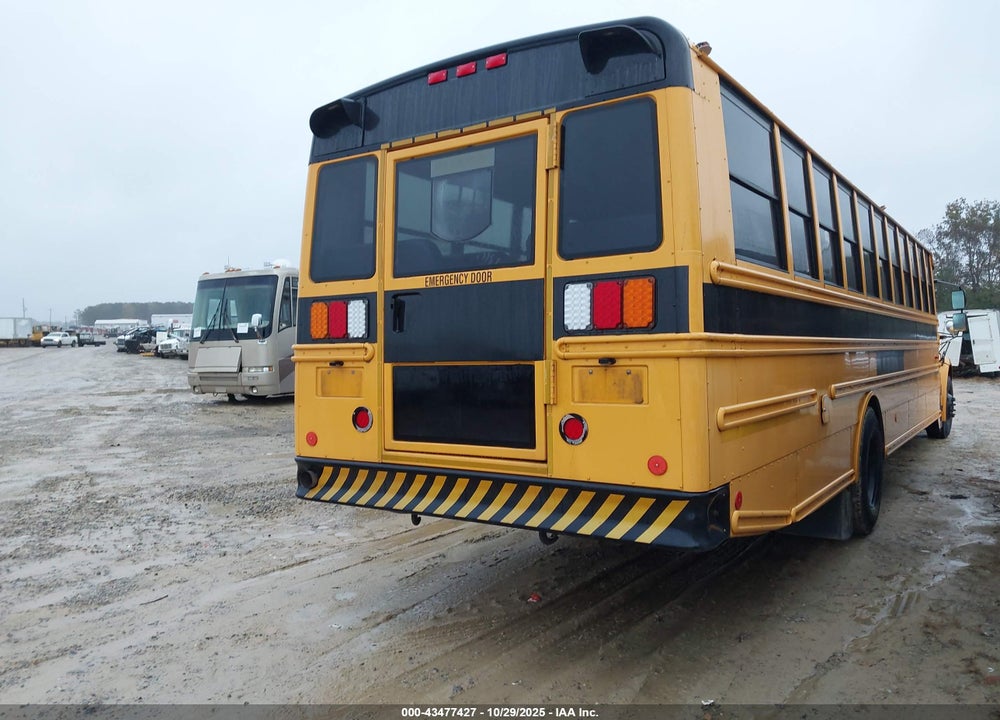 2013 FREIGHTLINER CHASSIS B2B VIN: 4UZABRDT2DCFA5172