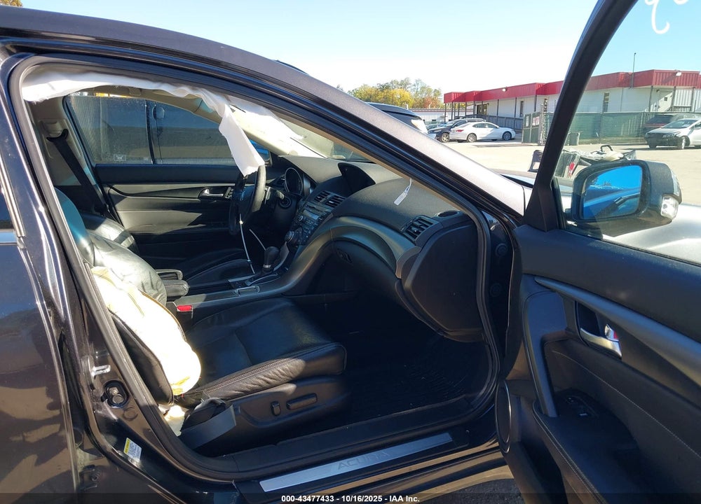 2012 ACURA TL 3.7 VIN: 19UUA9F51CA000577