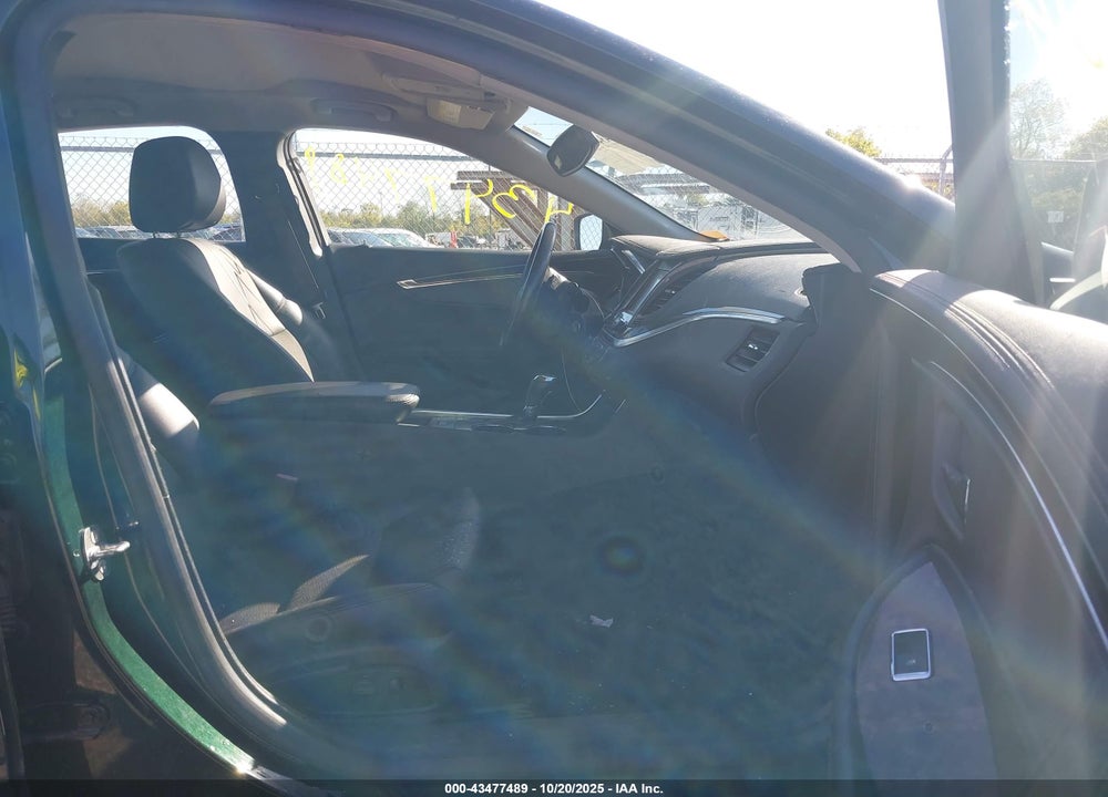 2015 CHEVROLET IMPALA VIN: 2G1115SL5F9266305