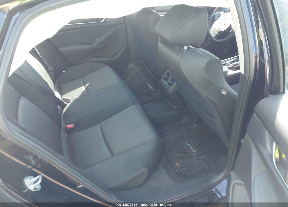 2018 HONDA ACCORD EX VIN: 1HGCV1F41JA077486