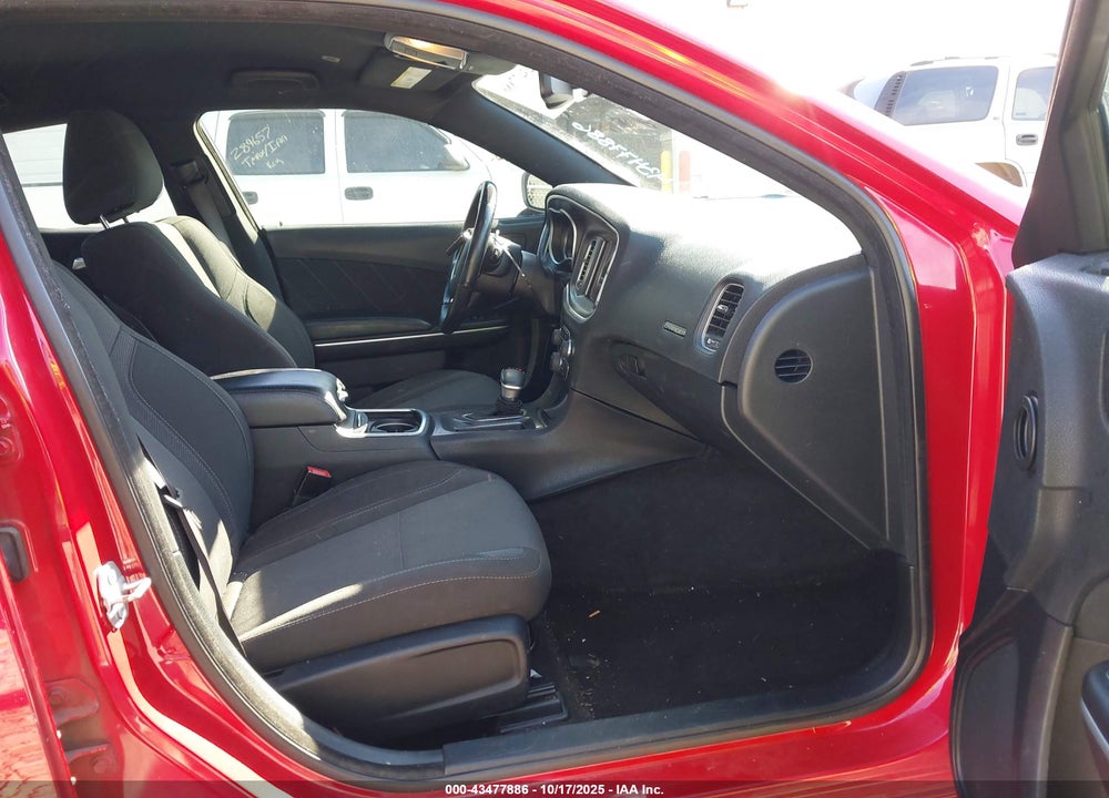 2017 DODGE CHARGER VIN: 2C3CDXHG3HH579198