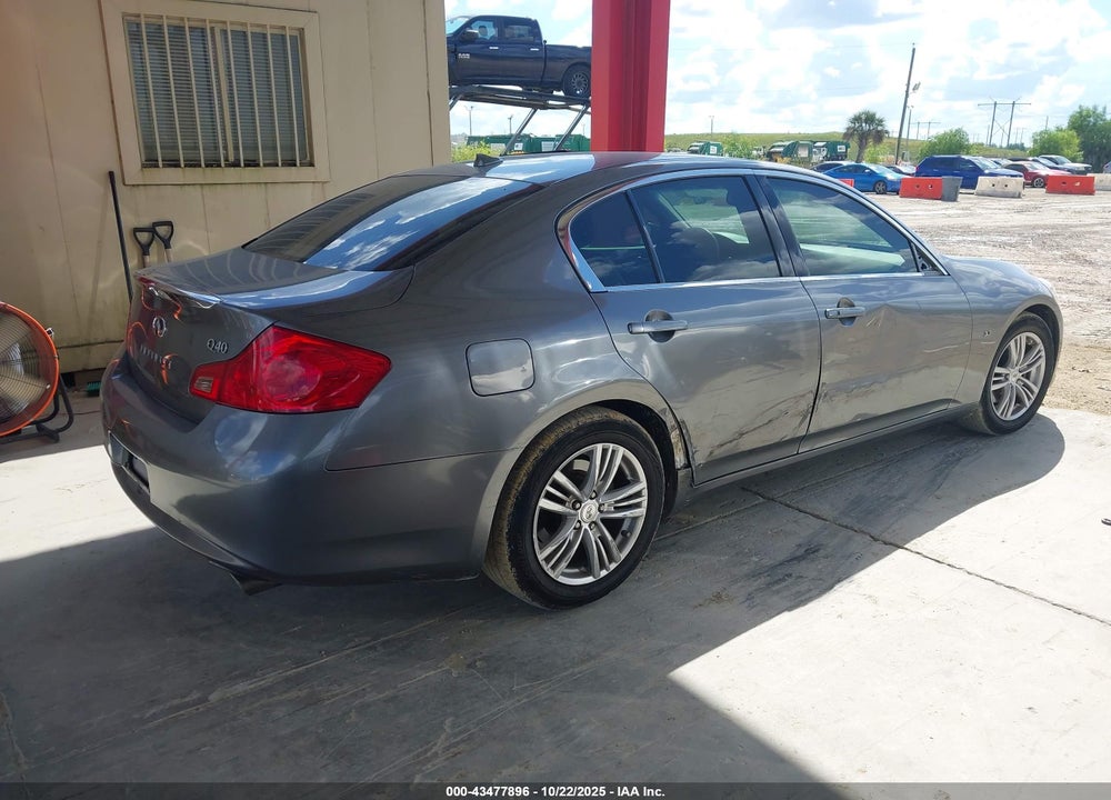 2015 INFINITI Q40 VIN: JN1CV6AP1FM580506