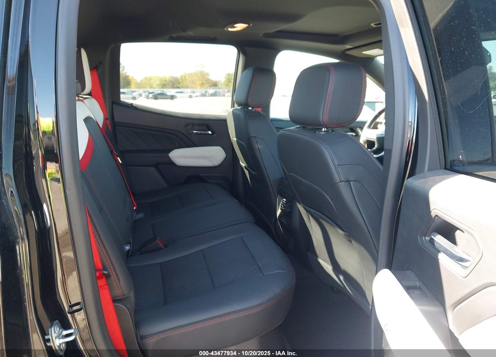 2024 GMC CANYON VIN: 1GTP6EEK8R1116445