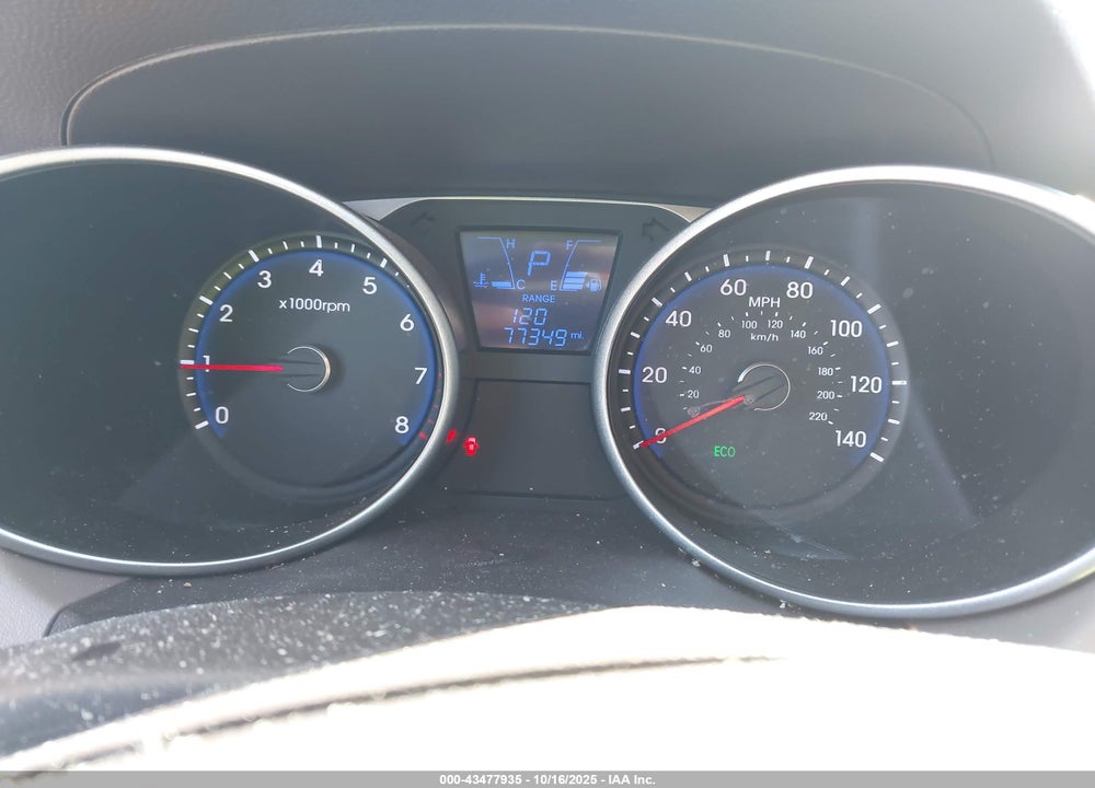 2015 HYUNDAI TUCSON SE VIN: KM8JUCAG0FU117922