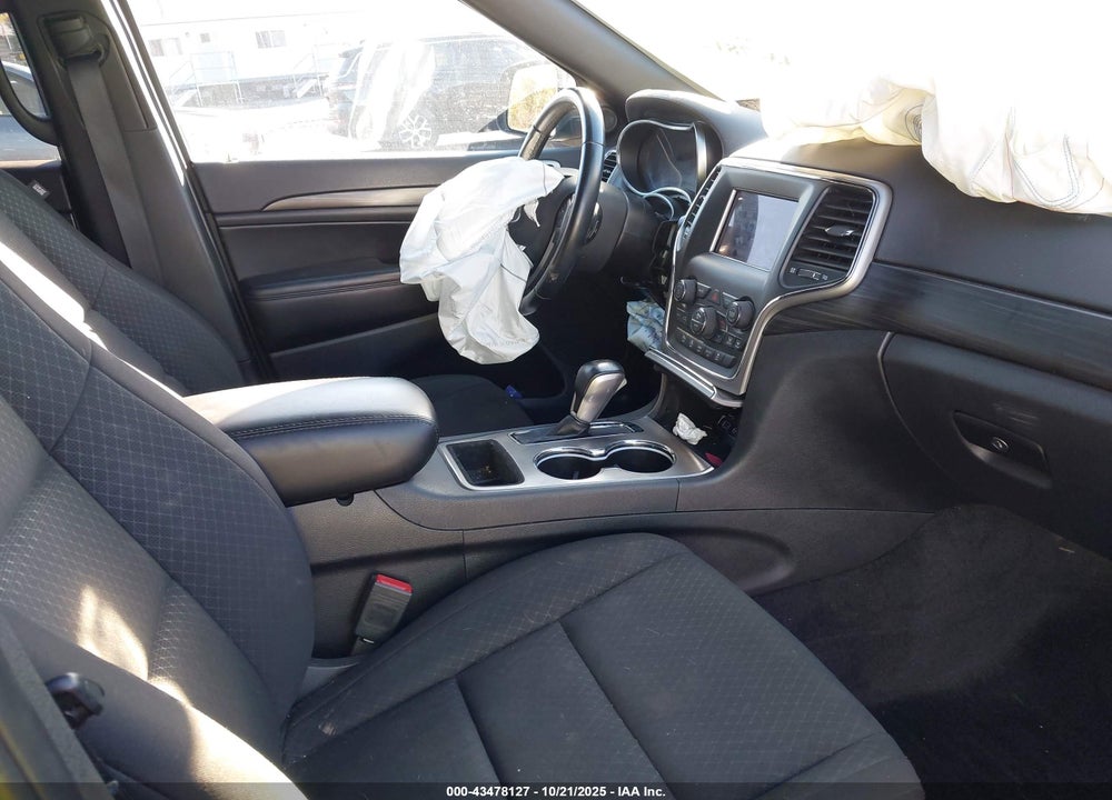 2021 JEEP GRAND CHEROKEE VIN: 1C4RJFAG8MC826666