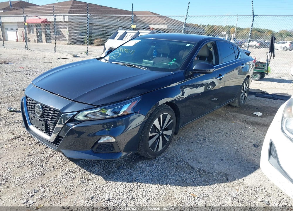 2021 NISSAN ALTIMA SV FWD VIN: 1N4BL4DV2MN395634