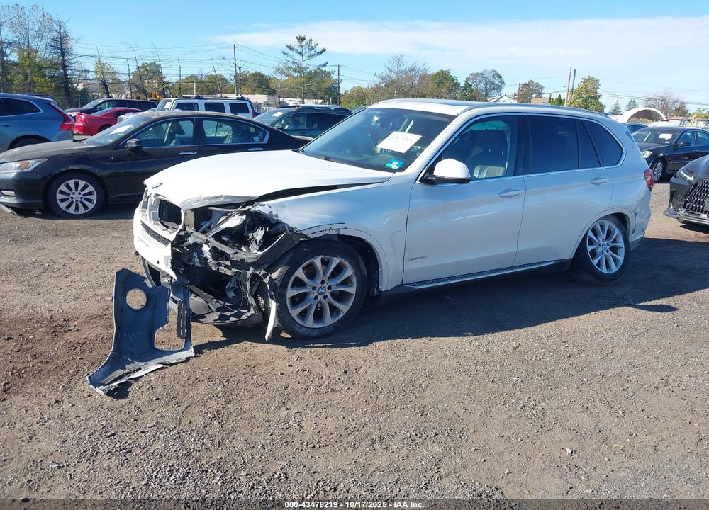 2015 BMW X5 VIN: 5UXKR0C53F0K55108