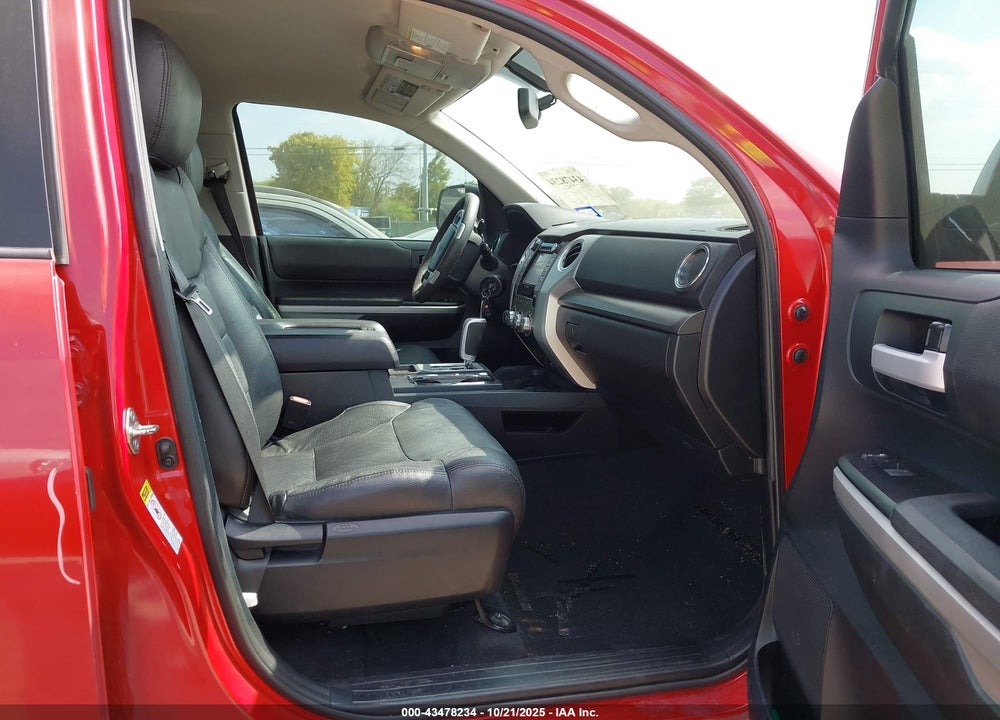2015 TOYOTA TUNDRA SR5 5.7L V8 VIN: 5TFDW5F13FX418548