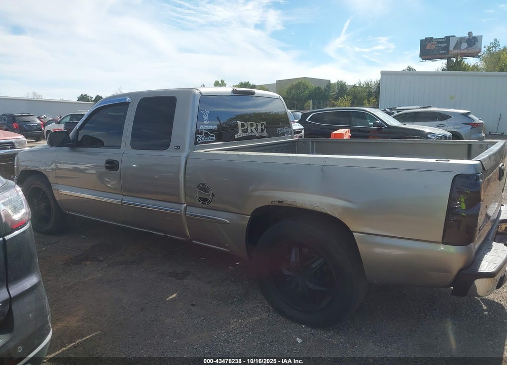 2000 GMC SIERRA 1500 SL VIN: 2GTEC19TXY1114670