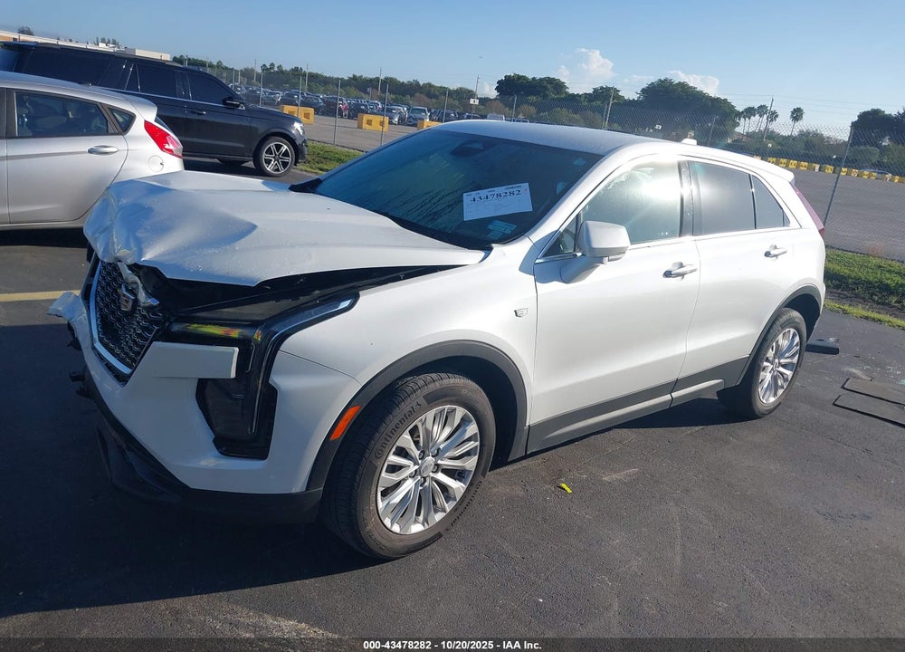 2024 CADILLAC XT4 FWD LUXURY VIN: 1GYAZAR45RF112366