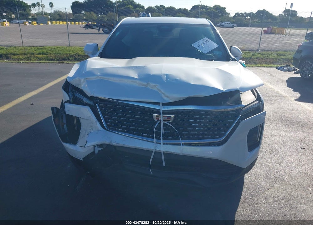 2024 CADILLAC XT4 FWD LUXURY VIN: 1GYAZAR45RF112366