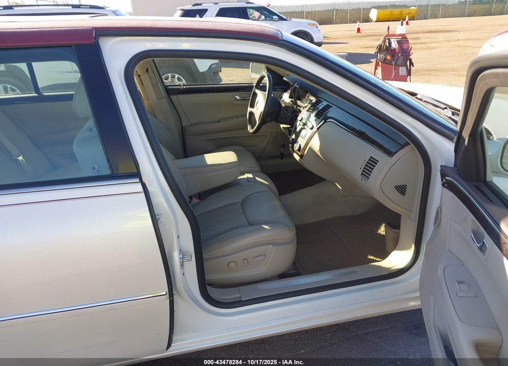 2010 CADILLAC DTS VIN: 1G6KD5EY2AU103488