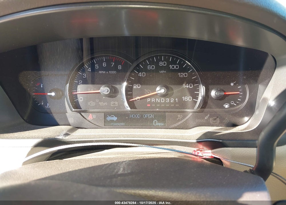 2010 CADILLAC DTS VIN: 1G6KD5EY2AU103488