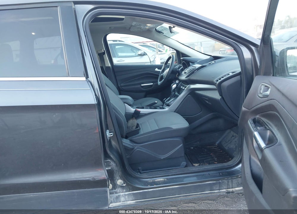 2016 FORD ESCAPE VIN: 1FMCU0GX5GUC52698