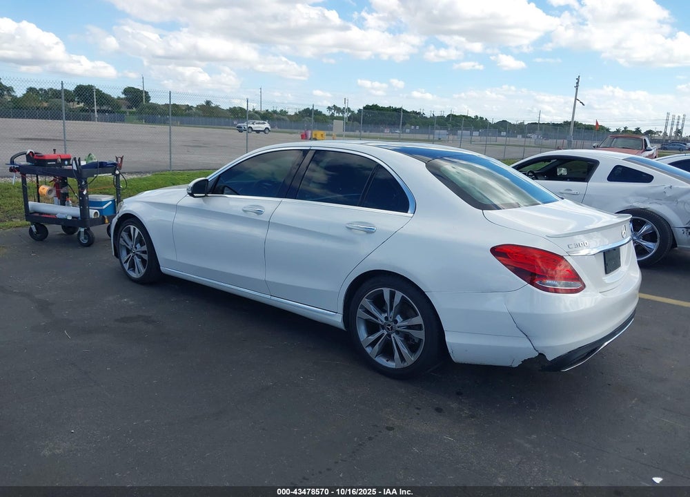 2018 MERCEDES-BENZ C CLASS VIN: 55SWF4JB4JU249077