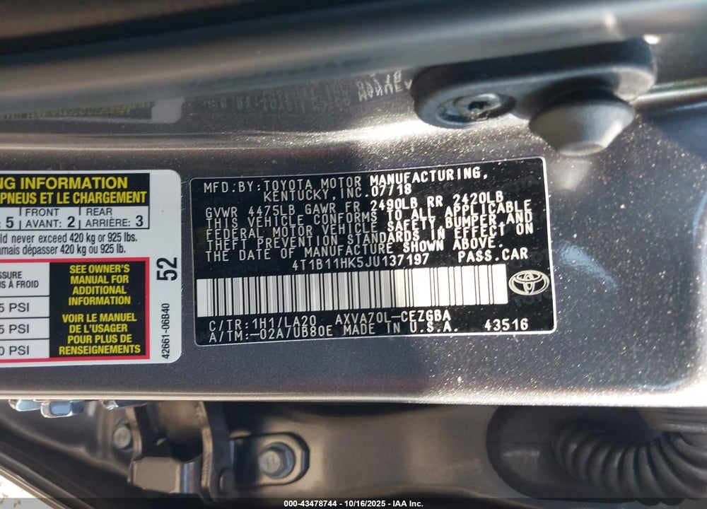 2018 TOYOTA CAMRY XLE VIN: 4T1B11HK5JU137197