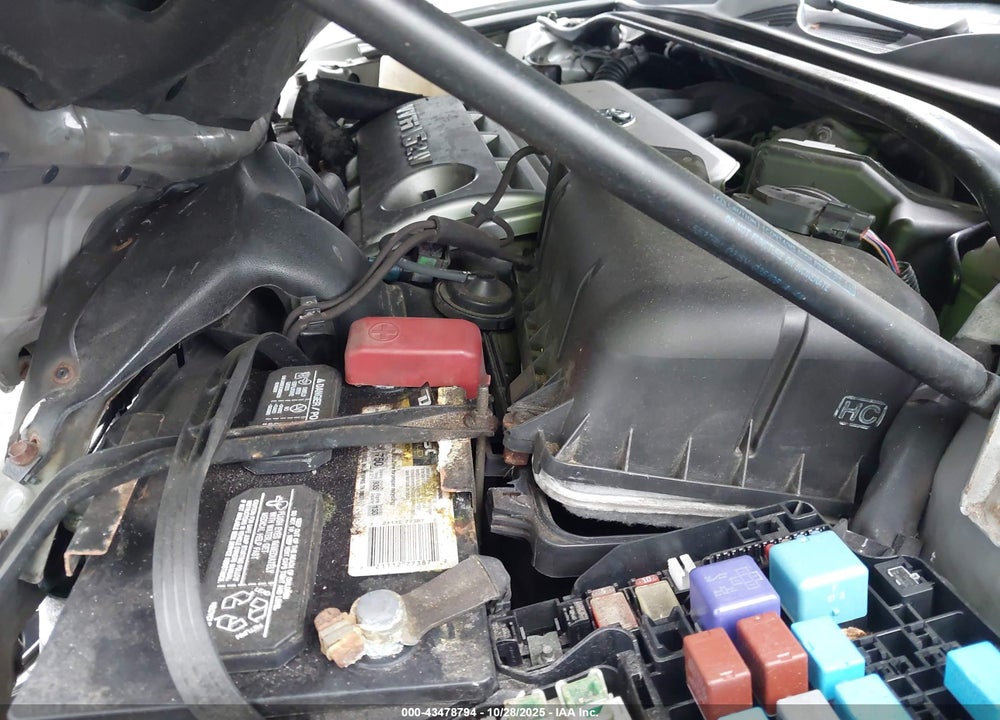 2005 TOYOTA CAMRY LE V6 VIN: 4T1BF32K45U101609