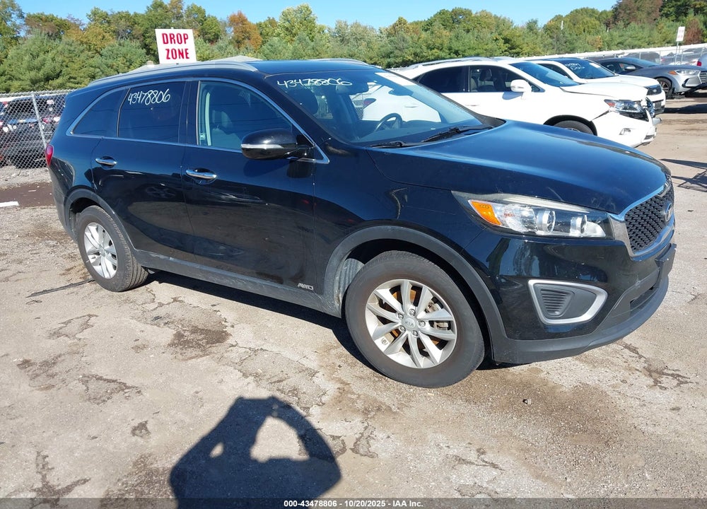 2016 KIA SORENTO 2.4L LX VIN: 5XYPGDA37GG057892