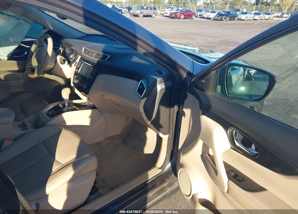 2015 NISSAN ROGUE VIN: 5N1AT2MT4FC789025