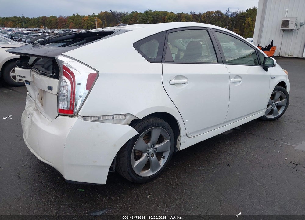 2015 TOYOTA PRIUS VIN: JTDKN3DU5F0398890
