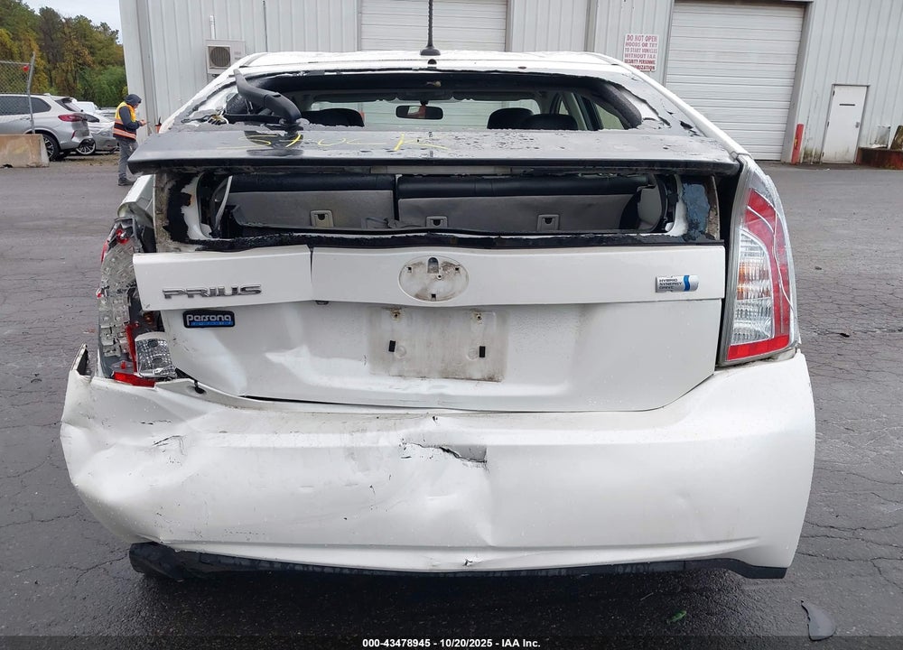 2015 TOYOTA PRIUS VIN: JTDKN3DU5F0398890