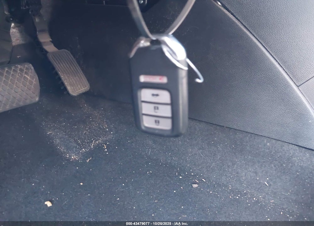 2013 HONDA ACCORD VIN: 1HGCR3F85DA024538