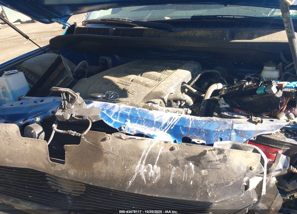2017 TOYOTA TUNDRA SR5 5.7L V8 VIN: 5TFDW5F11HX676506