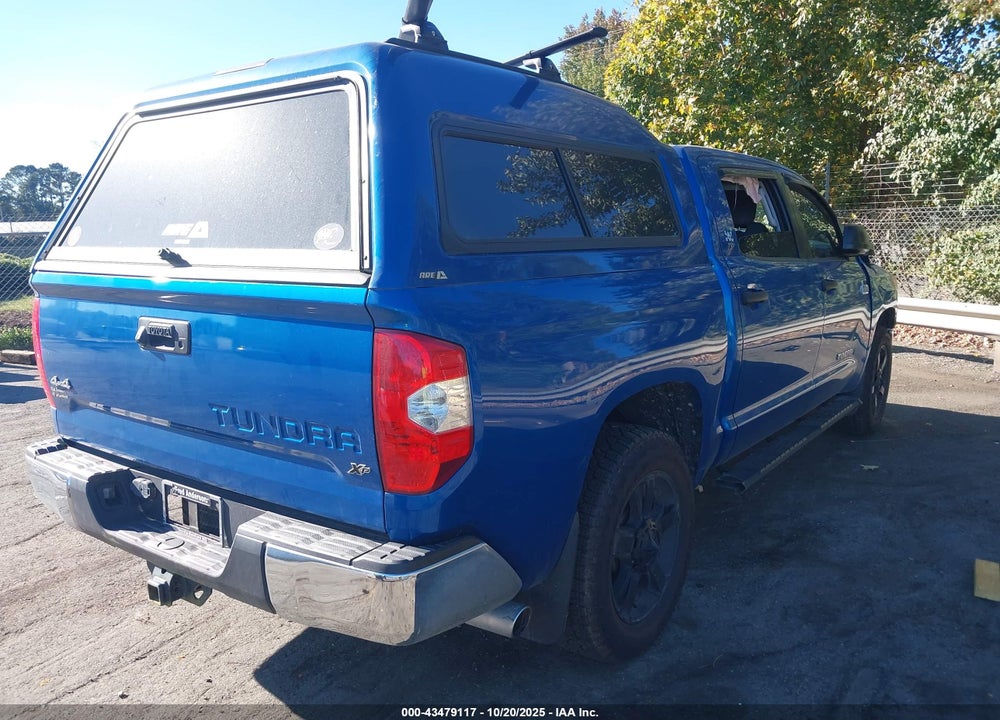 2017 TOYOTA TUNDRA SR5 5.7L V8 VIN: 5TFDW5F11HX676506