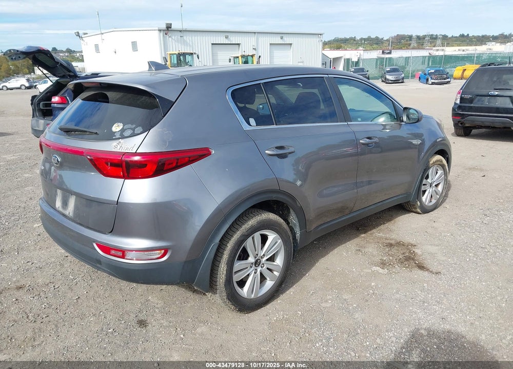 2018 KIA SPORTAGE LX VIN: KNDPM3AC0J7393746