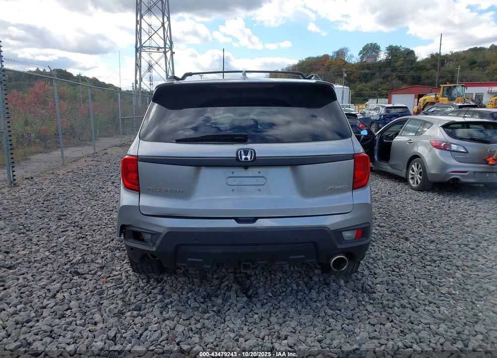 2022 HONDA PASSPORT AWD EX-L VIN: 5FNYF8H57NB015829