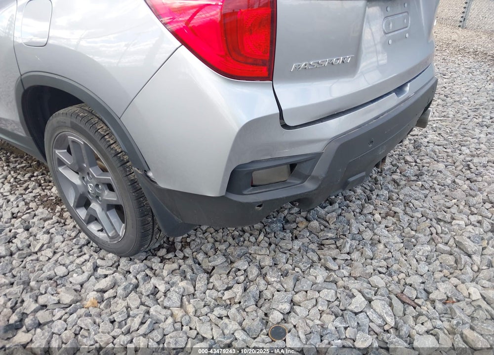 2022 HONDA PASSPORT AWD EX-L VIN: 5FNYF8H57NB015829