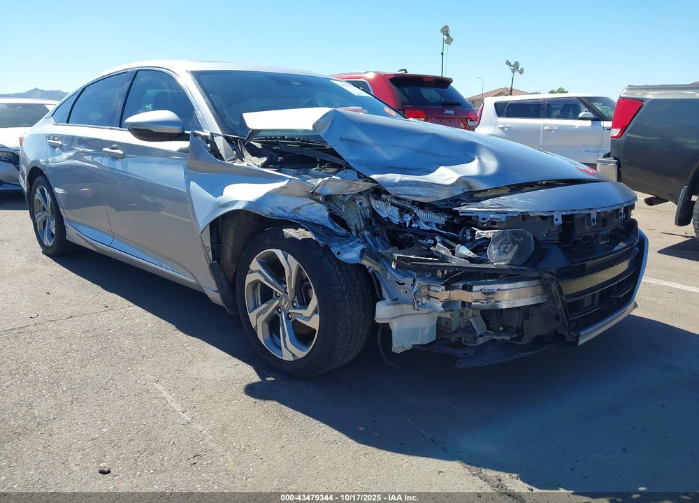 2018 HONDA ACCORD VIN: 1HGCV1F65JA081008