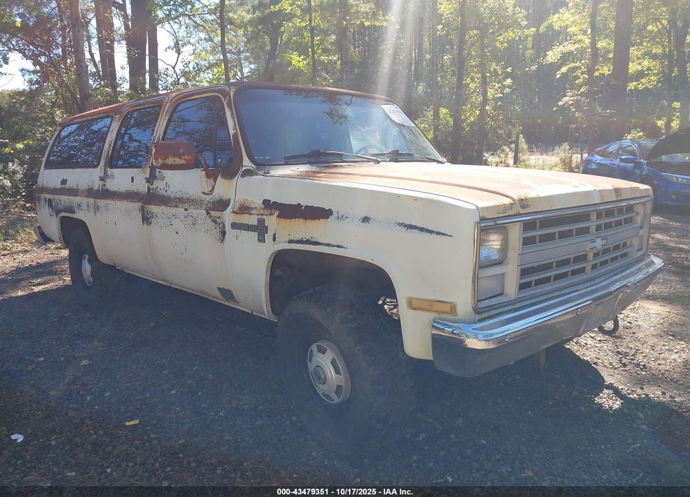 1987 CHEVROLET SUBURBAN V200 VIN: 1GNGV26K5HF164865