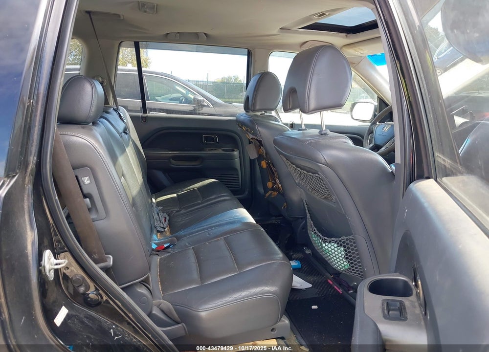2007 HONDA PILOT EX-L VIN: 2HKYF18597H538782