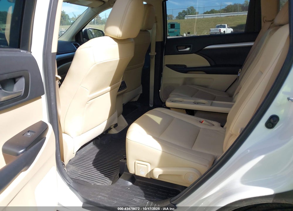 2017 TOYOTA HIGHLANDER VIN: 5TDJZRFH1HS458893