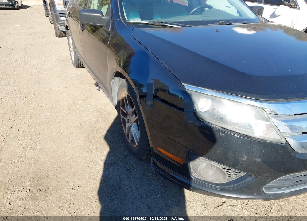 2012 FORD FUSION S VIN: 3FAHP0GA0CR299321