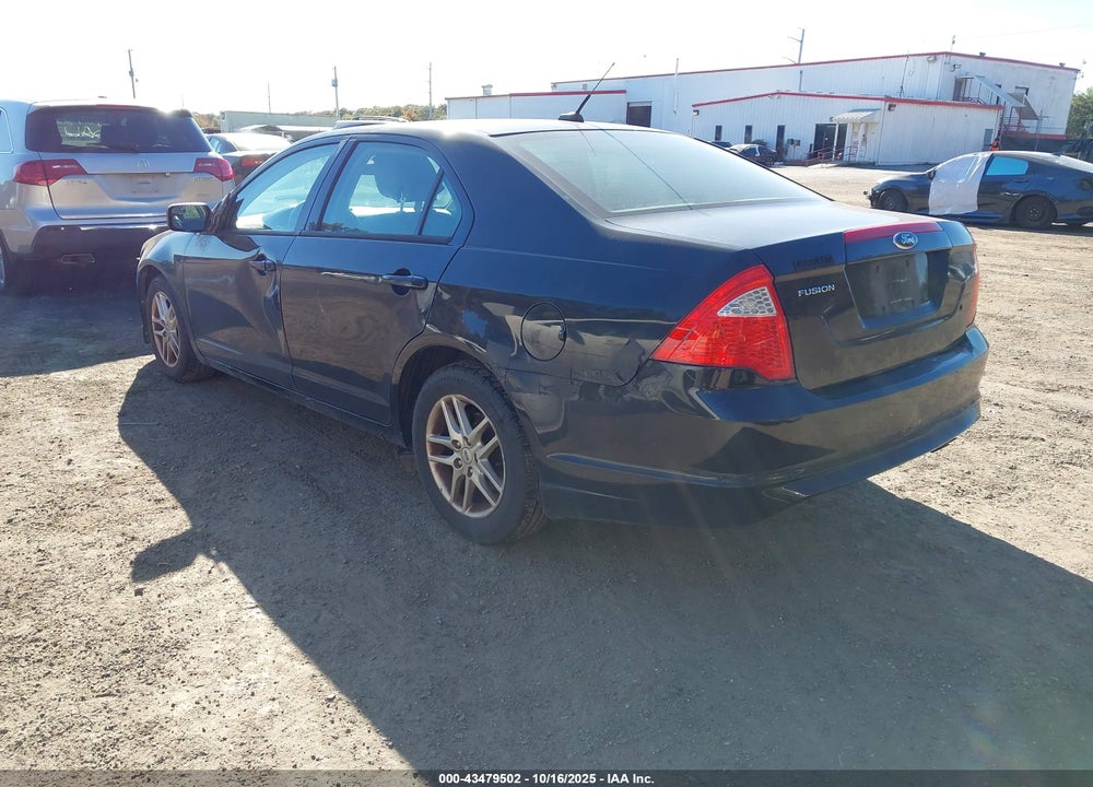 2012 FORD FUSION S VIN: 3FAHP0GA0CR299321