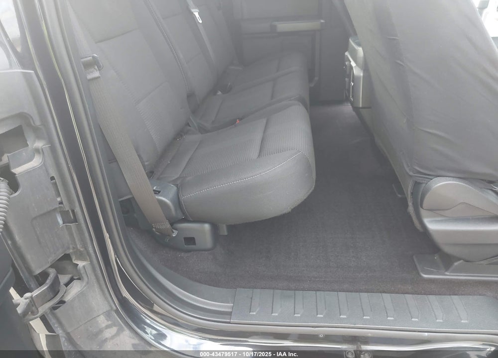 2015 FORD F-150 XLT VIN: 1FTFX1EG2FKE20261