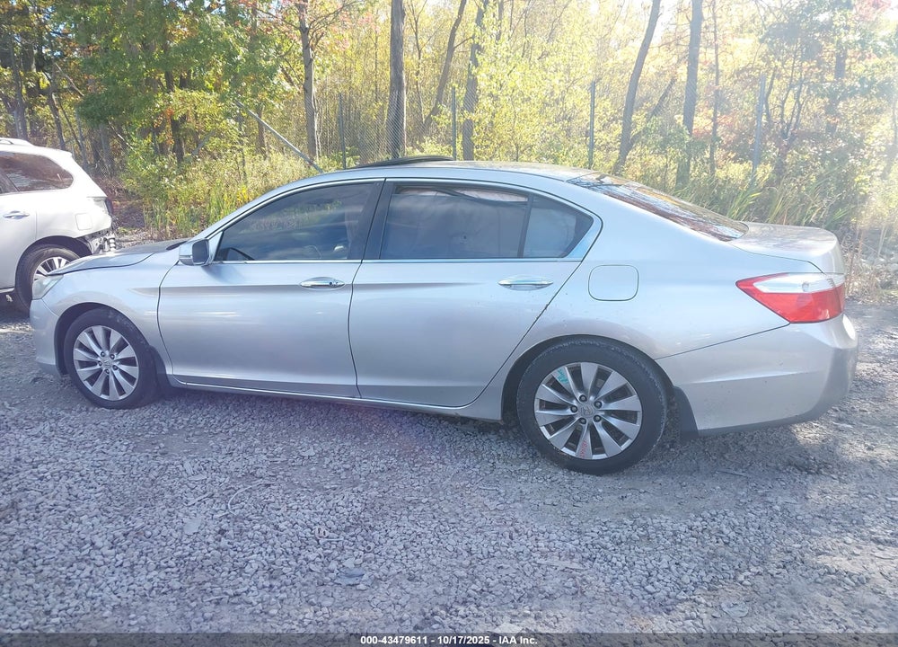 2014 HONDA ACCORD VIN: 1HGCR2F74EA222319