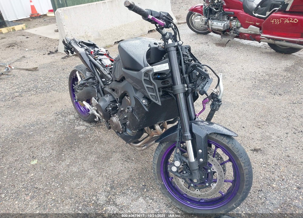2018 YAMAHA MT09 VIN: JYARN53E9JA003631